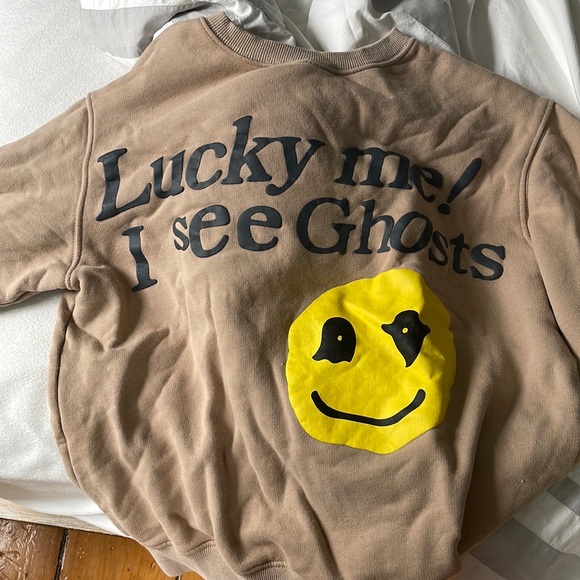 DREW Tops - Authentic I See Ghosts crew neck. Fits size medium/ size small